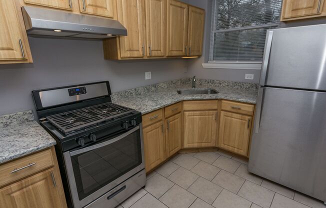 1131 E 79th Pl