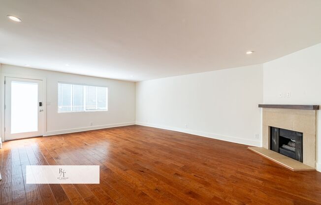 Upgraded Condo with a Perfect Blend of Style and Comfort