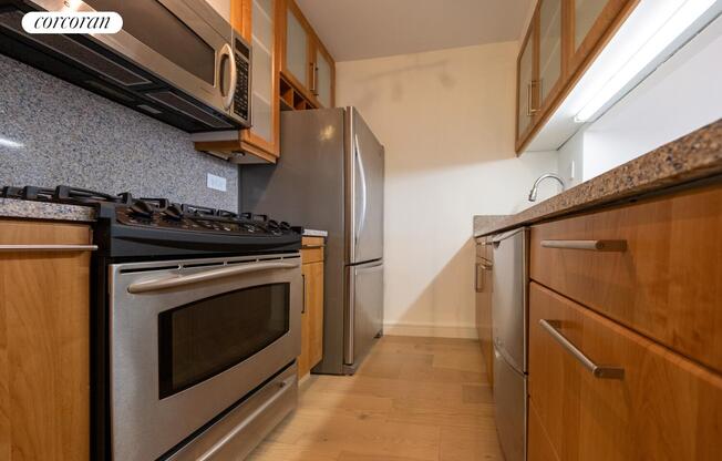 1 bed, 1 bath, 730 sqft, $4,500, Unit 23F
