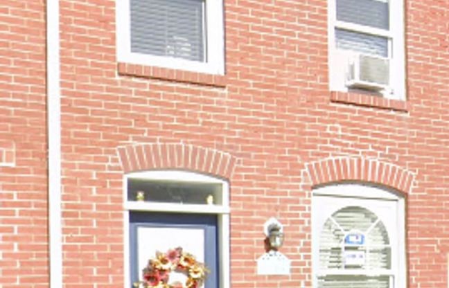2 Bedroom 2 Bath with Rooftop Deck!