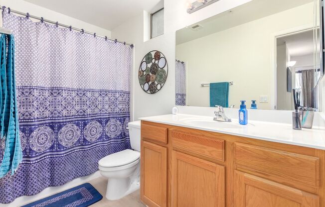 2 beds, 2 baths, $3,200