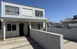 2806 W MELVIN ST