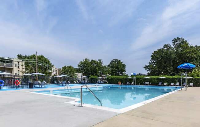 Copper & Quarry Village: Spacious Apartments in Pikesville, MD