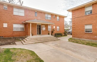 3419 S University Drive