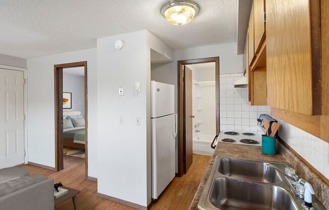 1 bed, 1 bath, 525 sqft, $615, Unit 2604-H