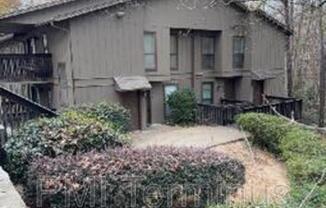 2307 CUMBERLAND CT SE