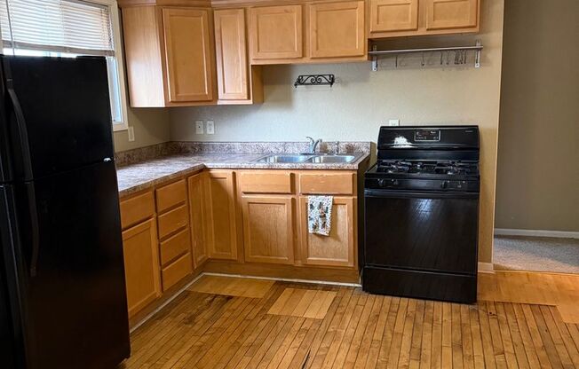2443 S Logan Ave