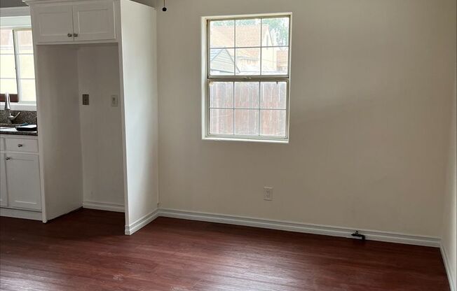 1151 AND 1153 E 88 PL