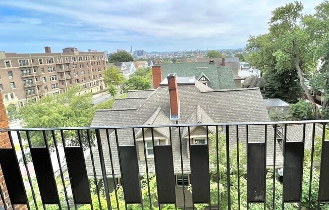 390 BROADWAY