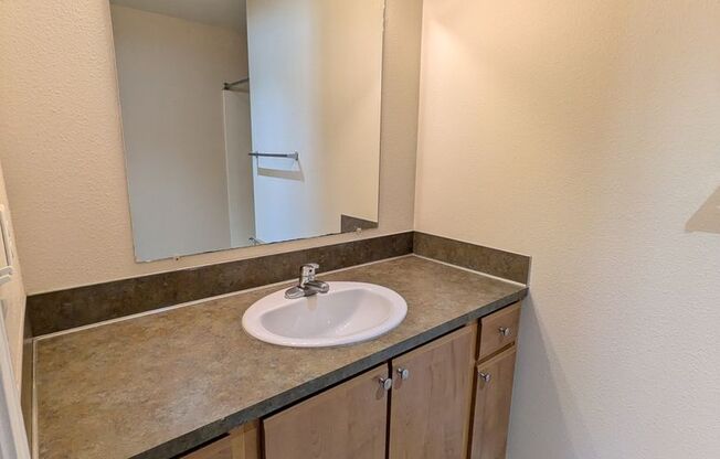 3 beds, 2 baths, 1,180 sqft, $1,529, Unit B303