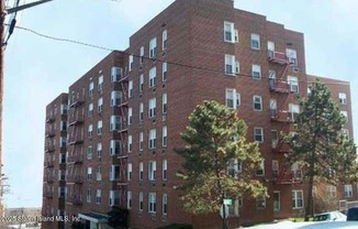 36 HAMILTON AVE