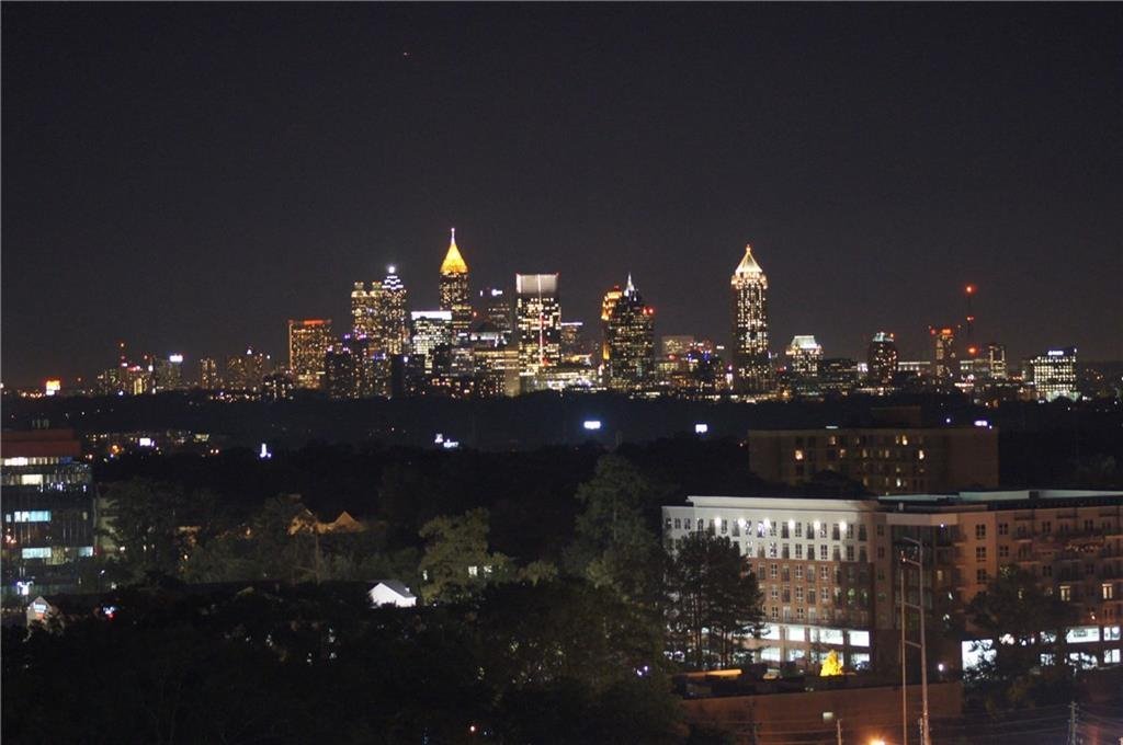 High-rise Luxury 1 Bedroom Buckhead Condo, Skyline Views of Atlanta!