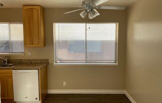 2 beds, 1 bath, 910 sqft, $2,695, Unit 3