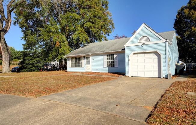 **Charming Ranch-Style 2-Bedroom Home with Spacious Backyard in Dover, DE**