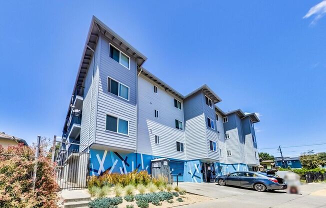 2701 High Street