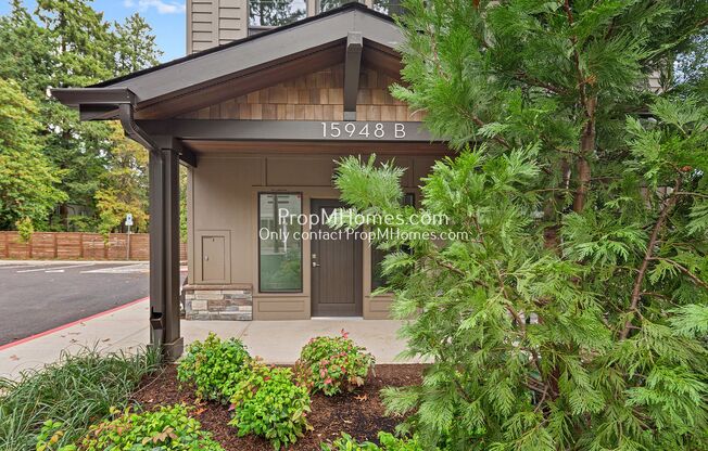Modern Lake Grove Studio – AC + Covered Parking! DEPOSIT SPECIAL