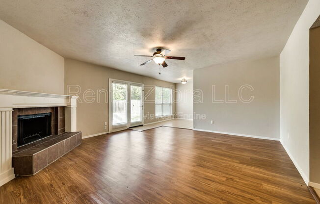 7113 EDINBURG DR