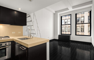 254 Park Ave S