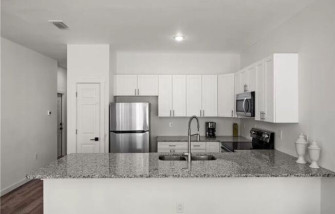 Modern Living Redefined: Luxury Duplexes in Vibrant Lehigh Acres