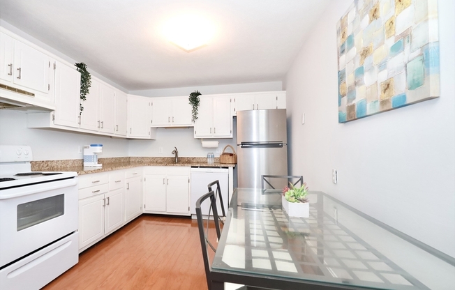 11 Cogswell Ave 7a