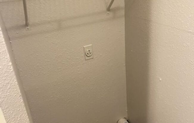 1 bed, 1 bath, 636 sqft, $710, Unit 507-111