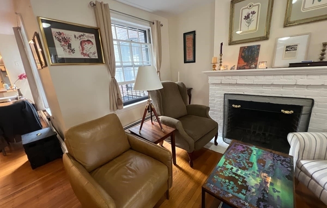 61 W Cedar St 5