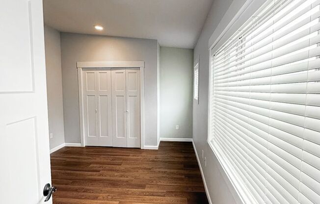 1 bed, 1 bath, 690 sqft, $1,200, Unit Cap8