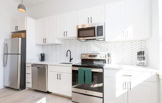 415 SAINT PAUL ST