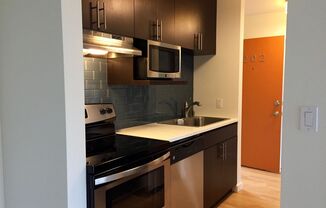 1 bed, 1 bath, 600 sqft, $1,795, Unit 102