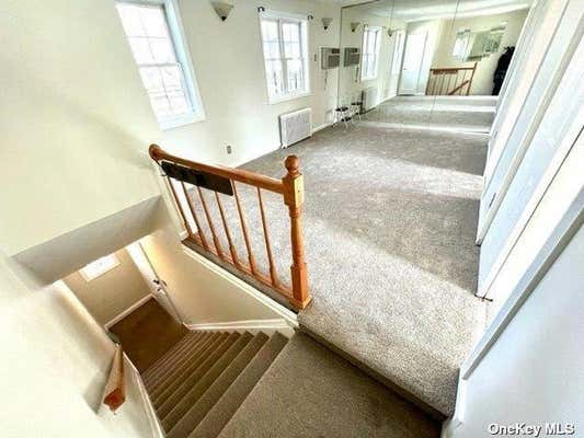 3 beds, 1 bath, 800 sqft, $2,400, Unit 2