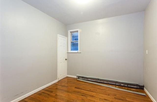 583 W SIDE AVE