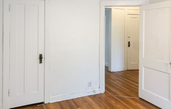 1 bed, 1 bath, 670 sqft, $1,875, Unit 1920-3