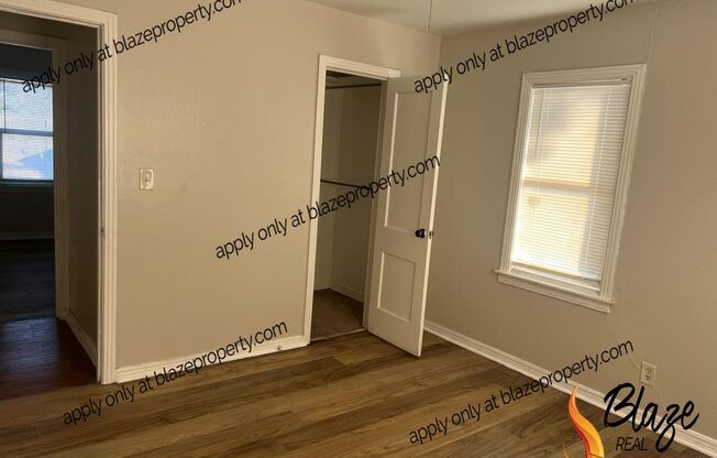 2 beds, 1 bath, $985