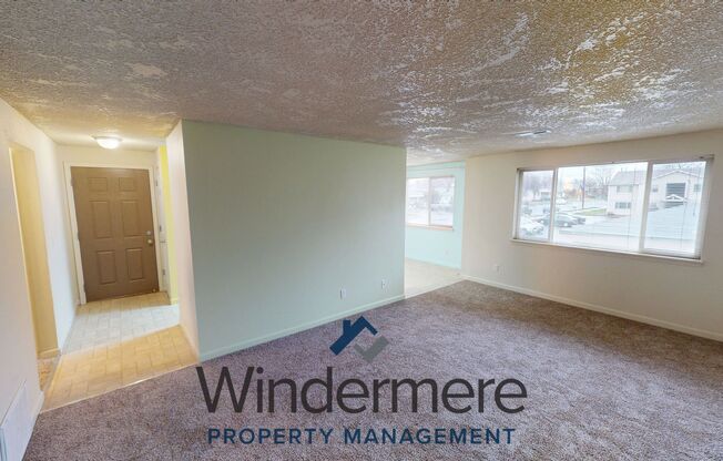 1910 J St #202 - Seasonal Pool ⭐One Month Rent Credit⭐