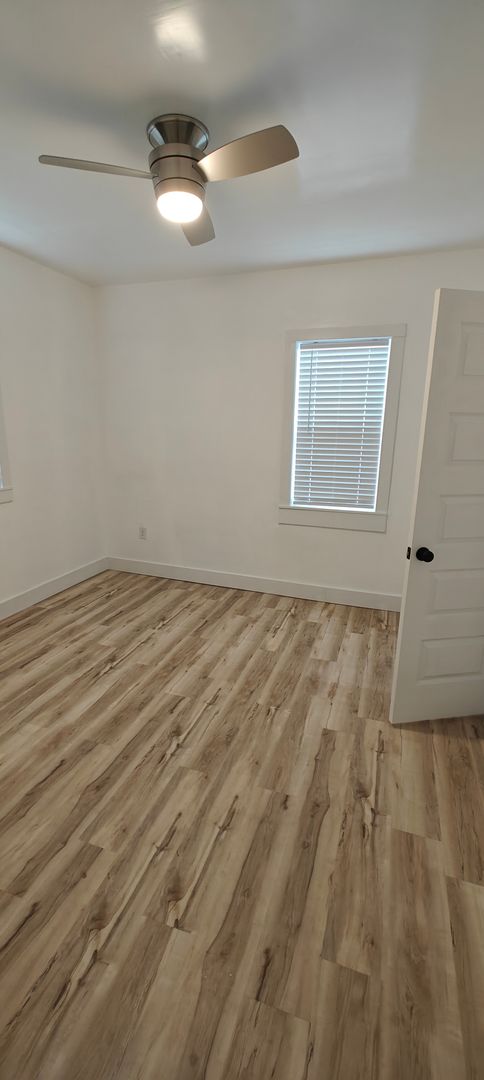 2 BR/ 1 BA Newly Renovated Two Bedroom House! Available May 1st!