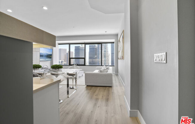 1 bed, 1 bath, 820 sqft, $3,200, Unit 2908