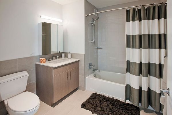 Studio, 1 bath, 516 sqft, $3,055, Unit 24-J