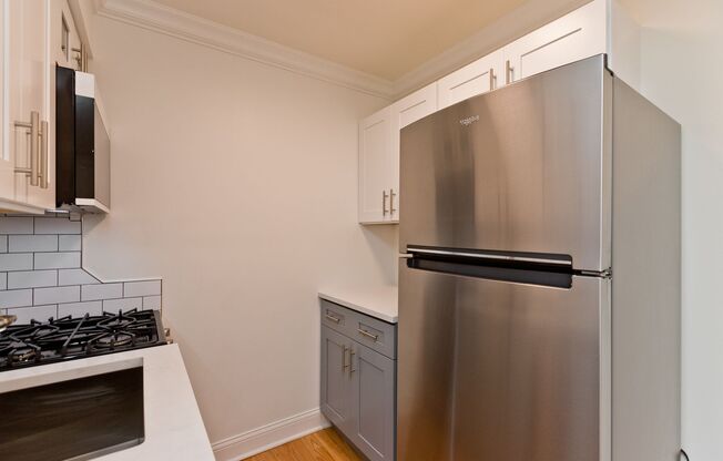 Studio, 1 bath, $1,165, Unit 503