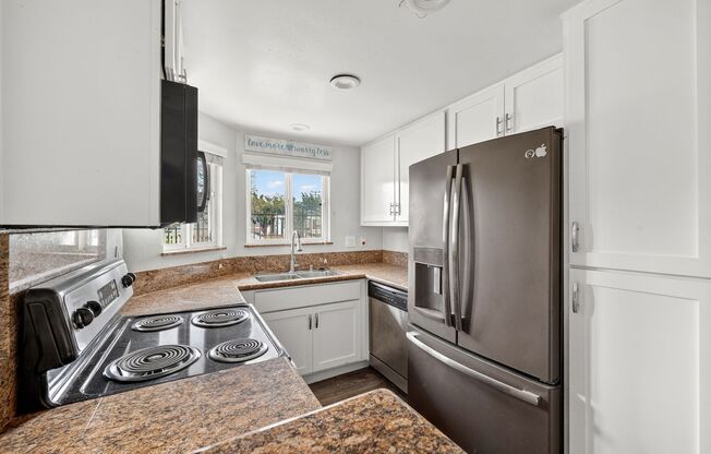 1 Bed /1 Bath Condo In Escondido- Water and Trash Included - Pool and Jacuzzi- Small Pets Accepted!!!