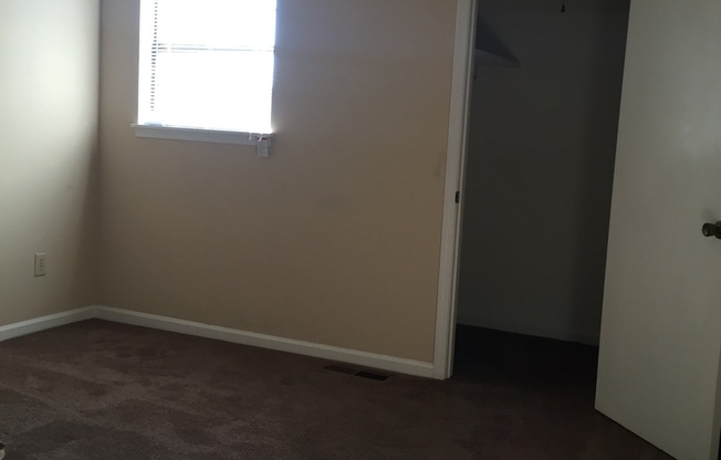 1 bed, 1 bath, 600 sqft, $1,175, Unit D1