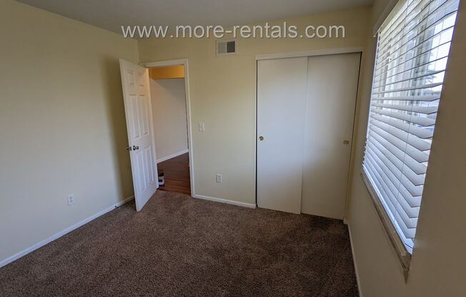 2 beds, 1 bath, 756 sqft, $1,195, Unit 505 E. Columbus St. Unit D