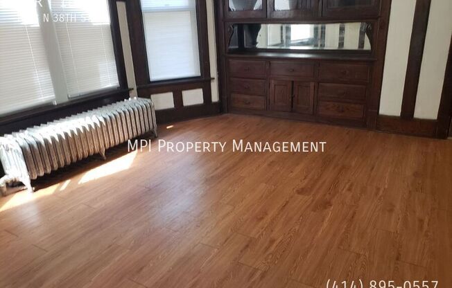 1523 N 38 ST