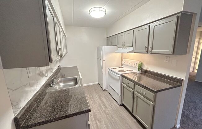 1 bed, 1 bath, 625 sqft, $1,189, Unit B214