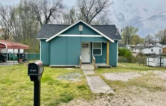 3 beds, 2 baths, $1,395