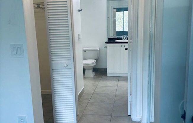 3 beds, 2 baths, 1,700 sqft, $3,050, Unit 08-203