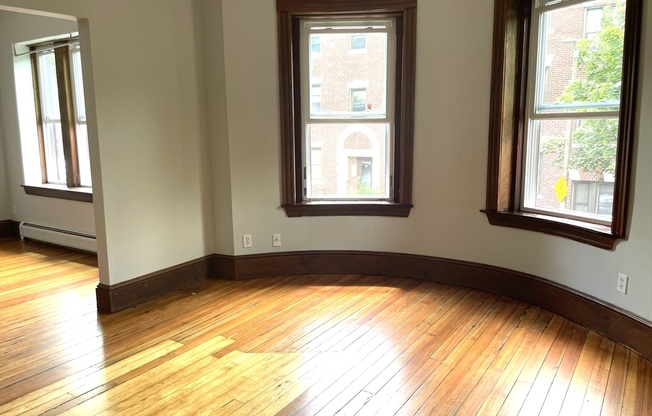 28 MONTEBELLO RD