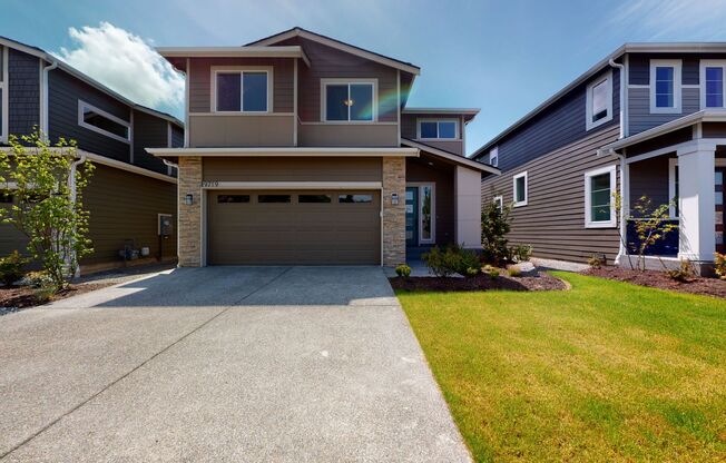 For Rent - Kent East hill Newer home East Hill area, 5 bed/3 bath, 2 car garage!  Available this month!