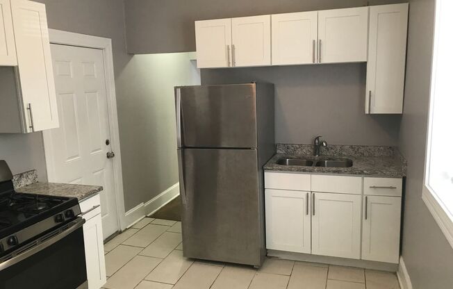 2 beds, 1 bath, $1,686, Unit 7552-1