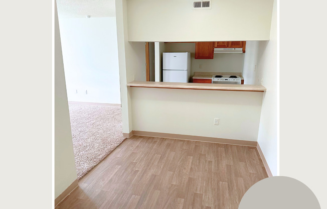 2 beds, 1 bath, 930 sqft, $850, Unit 101