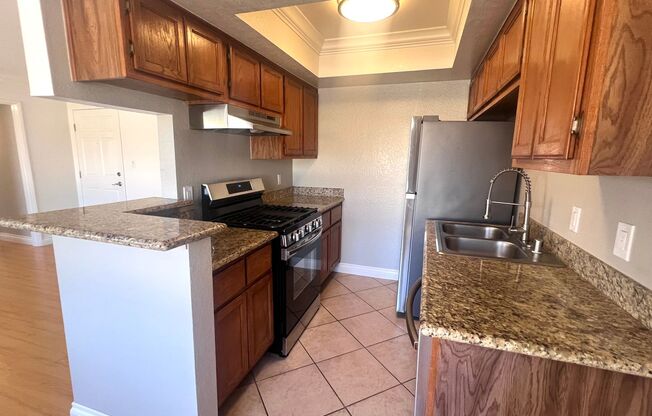 1 bed, 1 bath, 590 sqft, $2,395